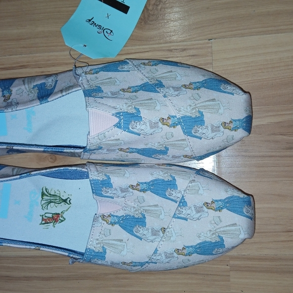 Toms Shoes - Disney Cinderella Print Slip-On Shoes